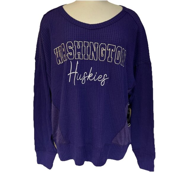 NEW Washington Huskies Colosseum Athletics Purple Pullover  Women's M - Picture 1 of 9